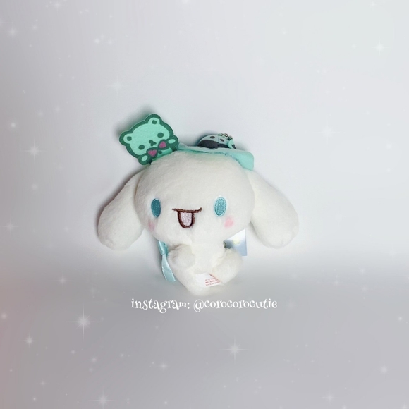 🧡 SOLD 🧡 Sanrio Cinnamoroll Mint Hat and Bear Plushie Keychain New - Picture 2 of 3